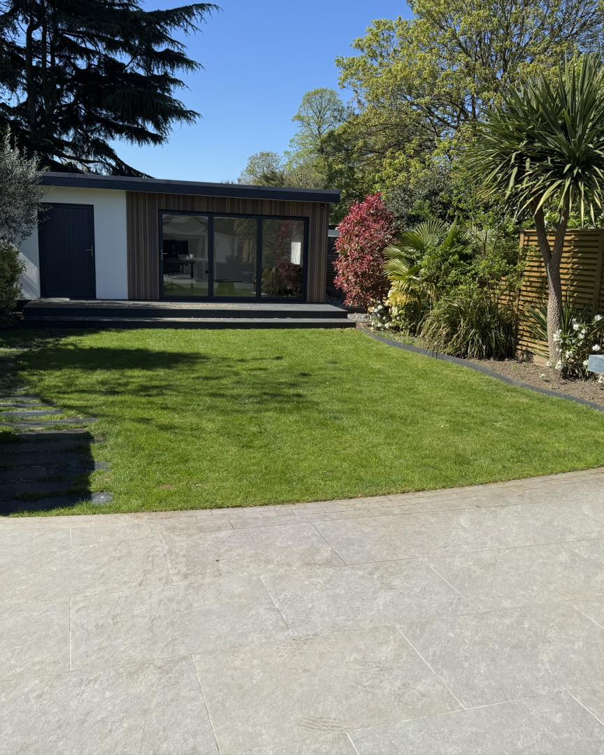 Urban Courtyard Garden 2