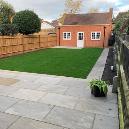 Modern Minimalist Garden 1